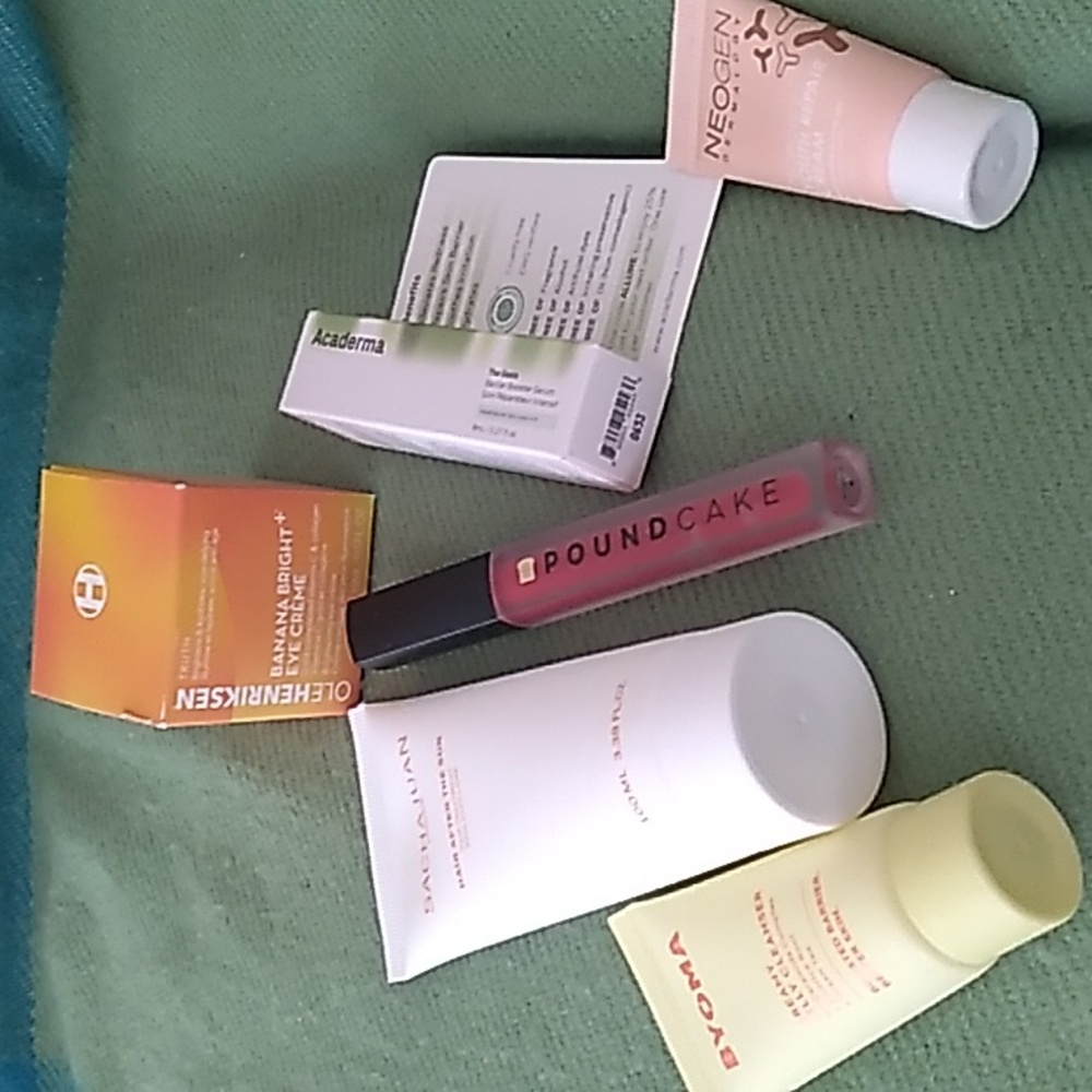 Assorted Beauty Box5